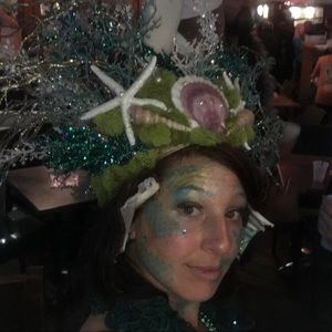 Meet your Posher, Antoinette